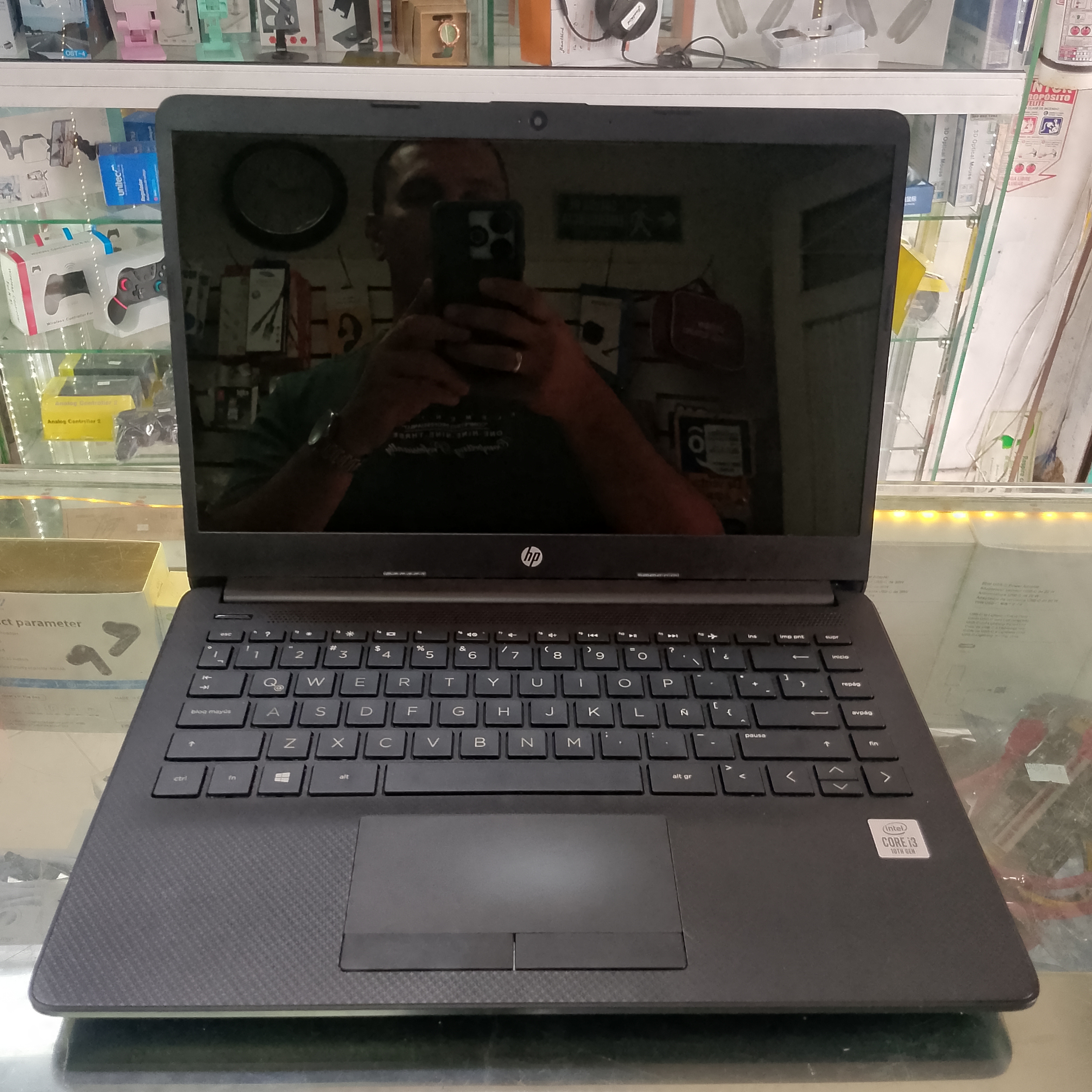 Portatil Hp Core i3 10ma Generacion